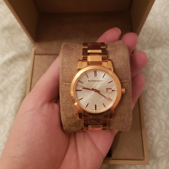 Watch - Picture 2 of 4